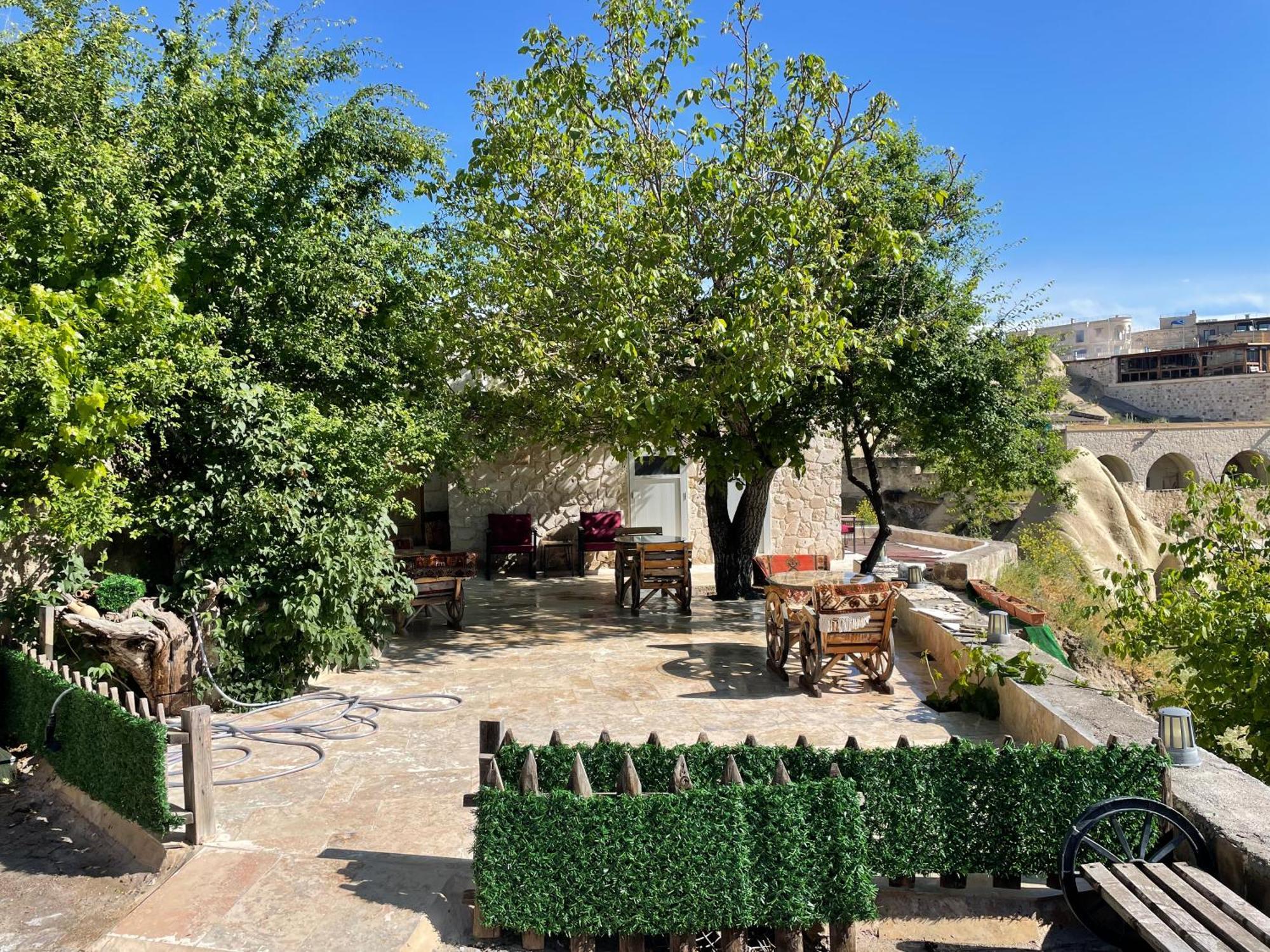 Bed and Breakfast Cappadocıa St.Nıno'S Garden Ortahisar Exterior foto