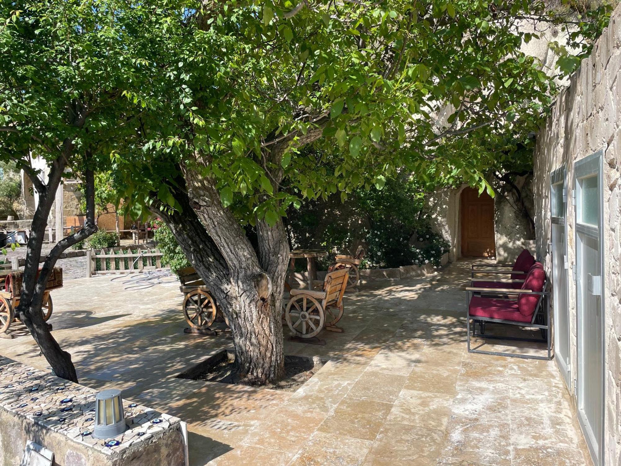 Bed and Breakfast Cappadocıa St.Nıno'S Garden Ortahisar Exterior foto